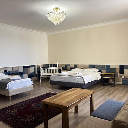 21 Rooms Hotel Gyumri Esterno foto