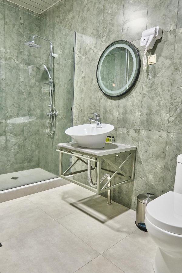 21 Rooms Hotel Gyumri Esterno foto